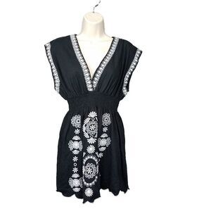 BCBG MAXAZRIA Peasant Boho Cotton Tunic Dress Black White Embroidered Size Small